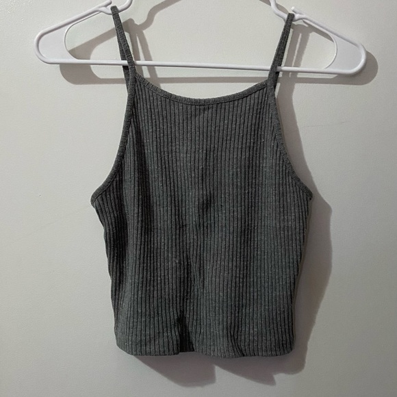 Brandy Melville donilyn gray crop tank - Picture 2 of 3